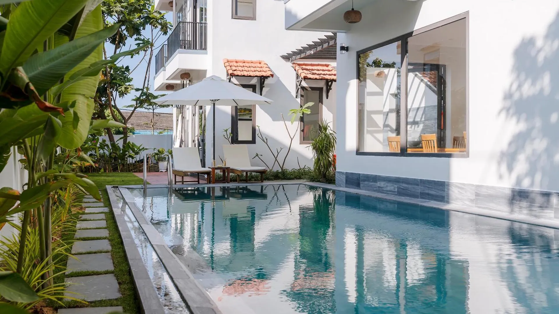 *** Penzion Sunora Villa Hoi An Vietnam